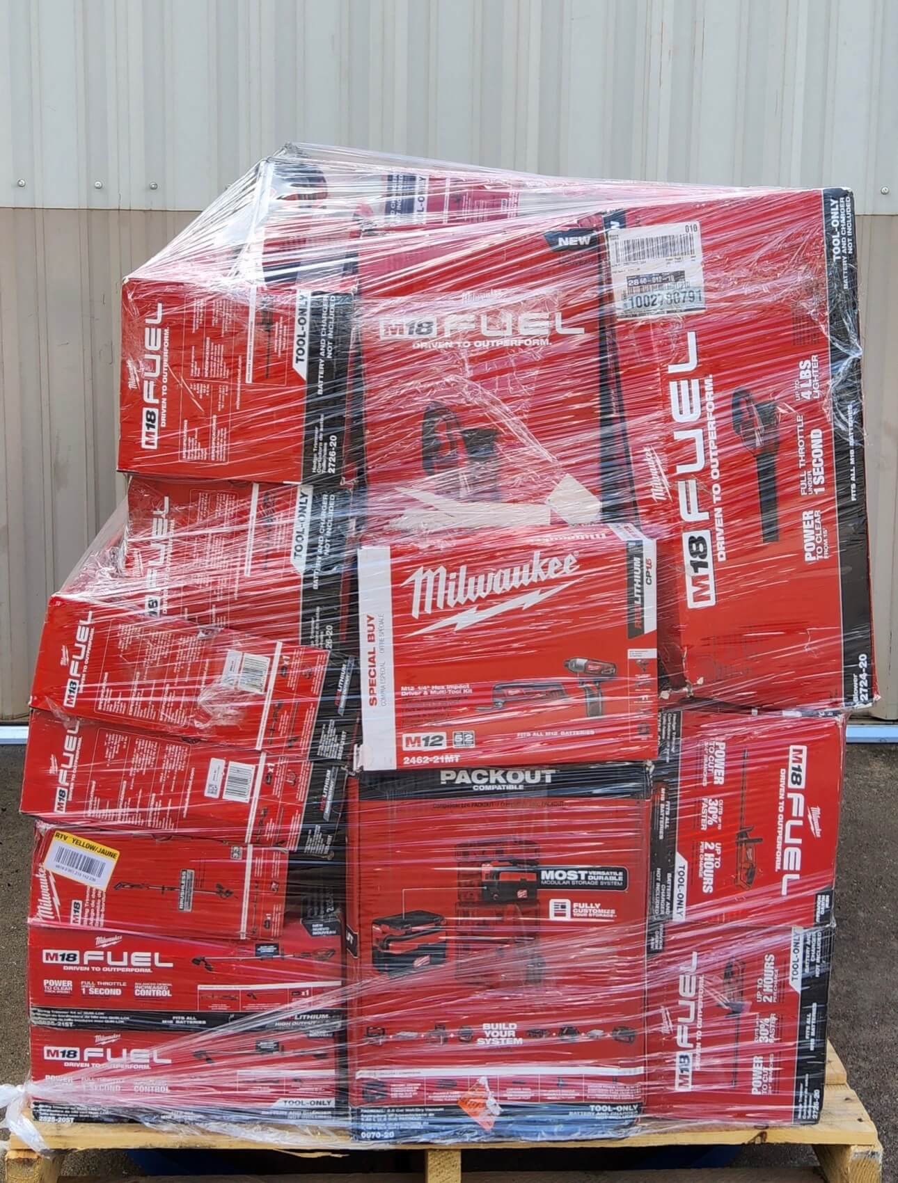 Milwaukee overstock pallets